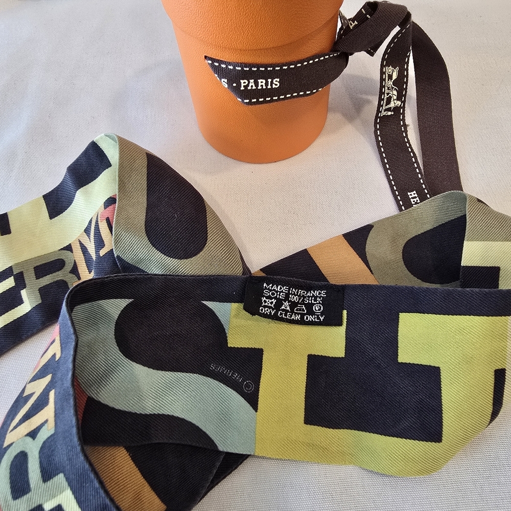 Hermès Multicolor Logo Scarf/Twilly - Picture 4 of 6